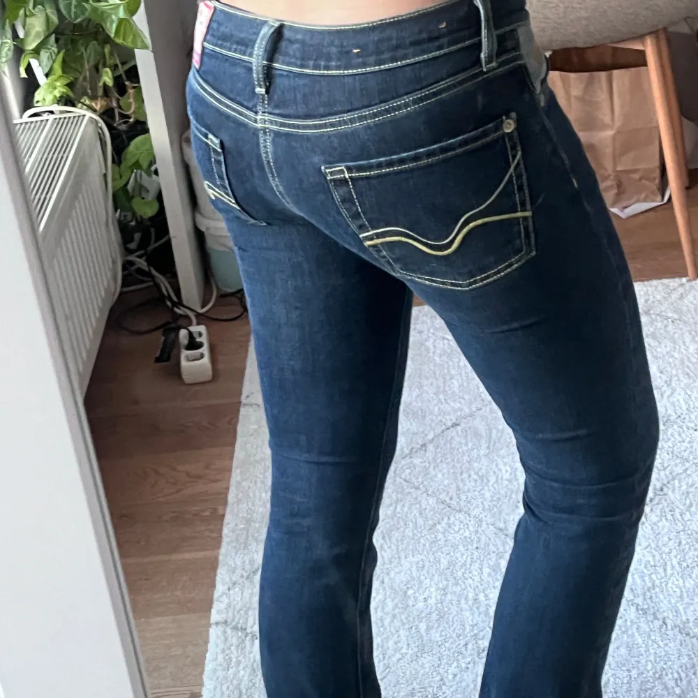 Jättesnygga nya Replay jeans! Säljer pga att de är för små för mig. Jeans & Byxor.