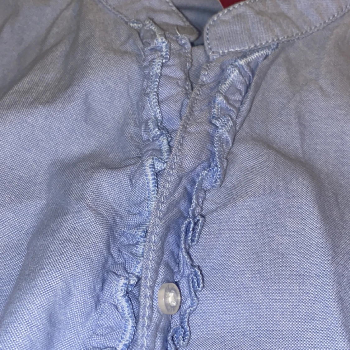 Blå spets t shirt - 90