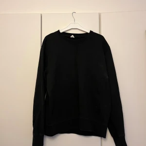 Herrkoftor - Bild 1: blå, arket, medium (bra skick) Bild 2: svart, Filippa K, large (passar mer medium) (bra skick) Bild 3: beige, HOPE, medium (ok skick) Alla för 600, 250 per 