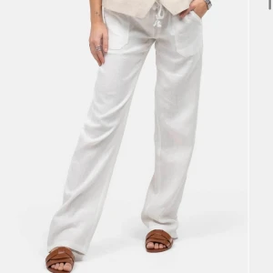 Linnebyxor - Helt nya linnebyxor från skagen clothing utan prislapp kvar, köpte för 799 säljer för 599