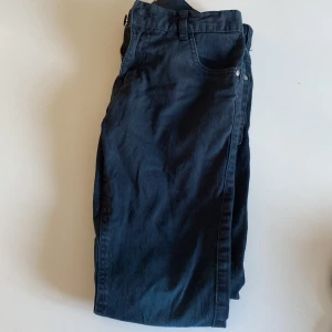 Chinos - Svarta snygga chinos stl 158