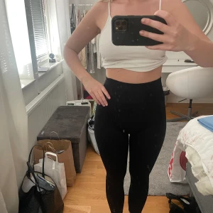 Svarta tränings tights - Svarta tränings tights storlek S 50kr plus frakt