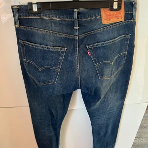 Levis jeans - Straight 512