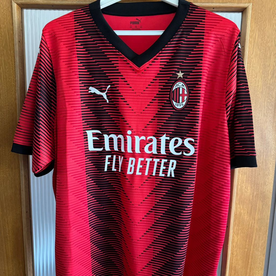 Nyköpt Puma fotbolls Jersey