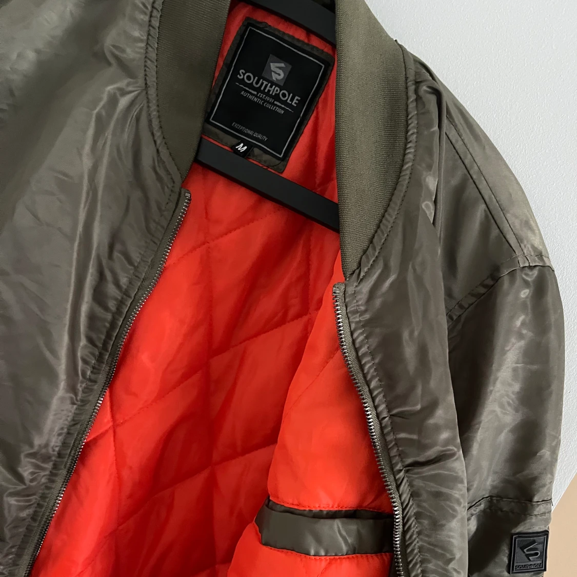 Ny Bomberjacka  - 90