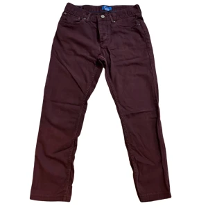 Vintage Adidas Denim Jeans - Condition: 7/10 (has a little rip in the back pocket, but overall in good condition)