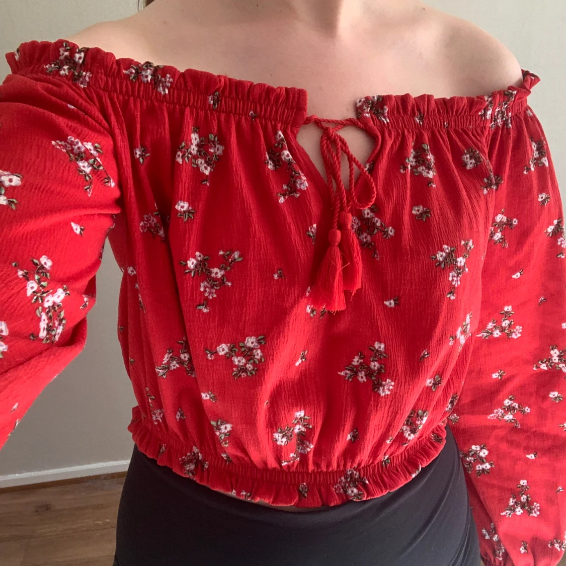 Off shoulder crop top