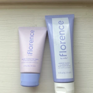 Florence dusch vård - Två olika Florence produkter som är oöppnade. Den ena är en body moisturizer och den andra är en hydrating hair mask, båda är veganska. Vanliga priset för båda: 933kr 💕