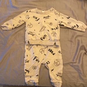 Bra och fin stick  - Bra stick, storlek 9-12månader