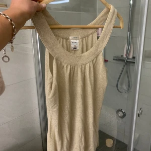 Gullig topp - Så gulligt linne/topp! Perfekt till nyår!😍från old navy 