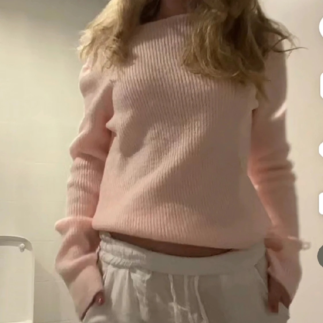 Rosa off shoulder tröja