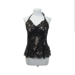 Vintage spetstopp  - Vacker vintage spetstopp med halterneck. Nyskick. 