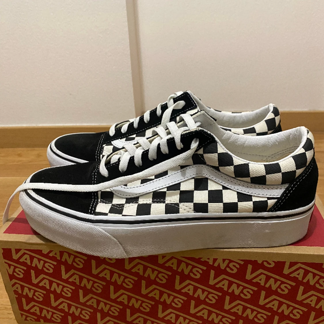 Vans Platform