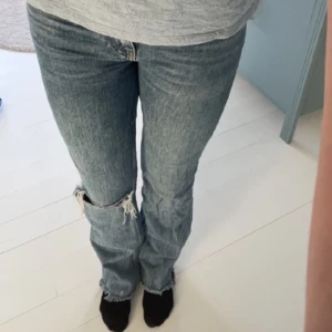 Jeans - Bootcut jeans från Gina tricot, säljer för dom tyvärr var förstora för mig! 