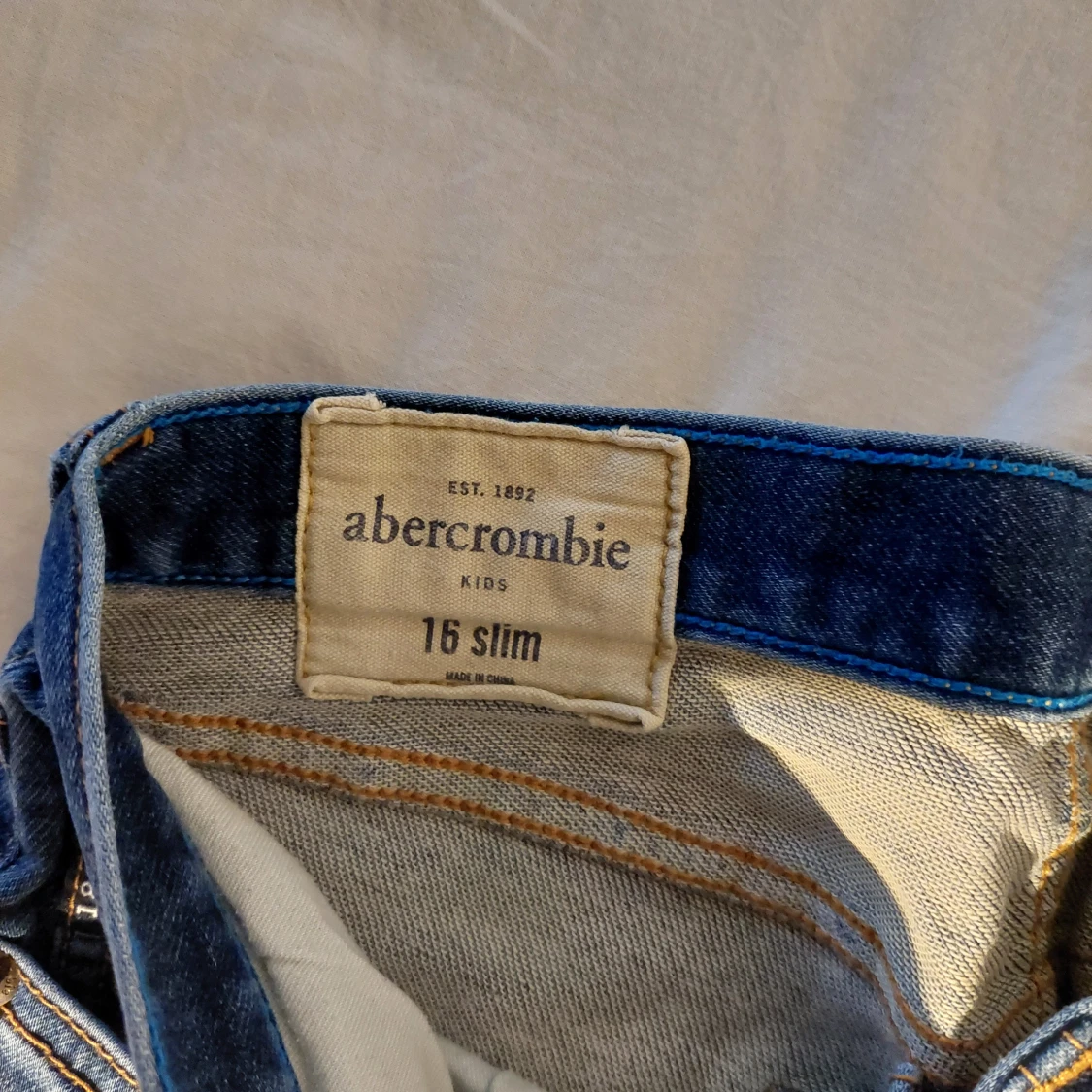 Abercrombie Jeans - 91