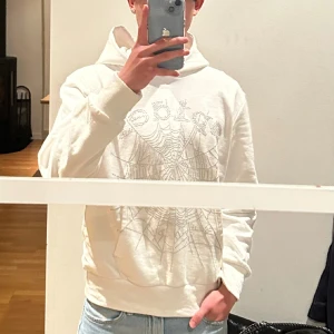 Soider hoodie - Inga defekter 