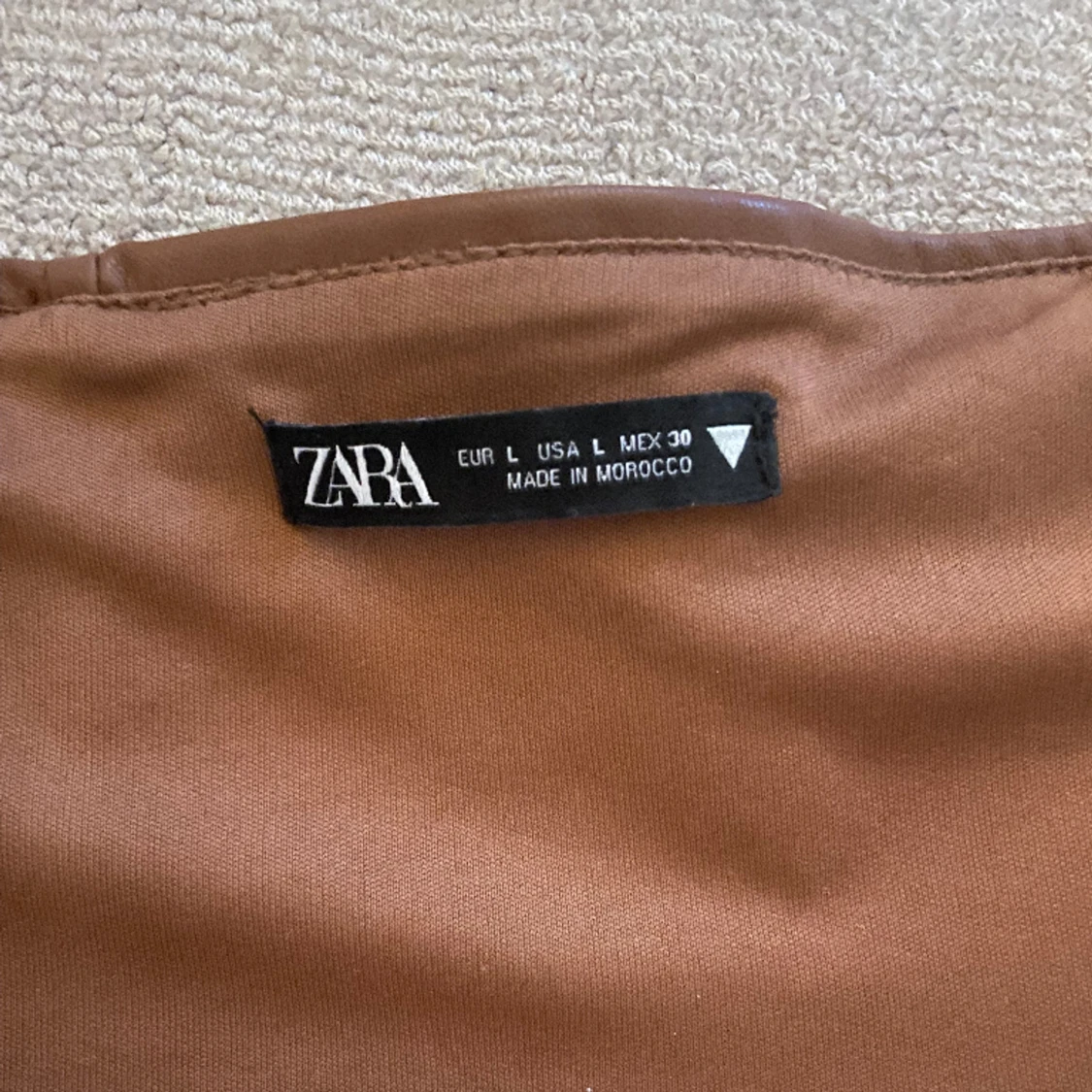 Brun korsett topp - 90