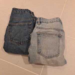 Jeans - 2 jeans från lager 157 i modellen boulevard, superfina. 1 ljusblå och 1 par mörkblå. 95 kr för båda. Passar mig som även har S Kostar 300kr nya