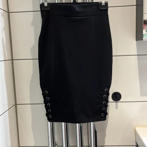  Kjol  -  Mjukis kjol  Finns hämta Stallarholmen eller skickas mot frakt