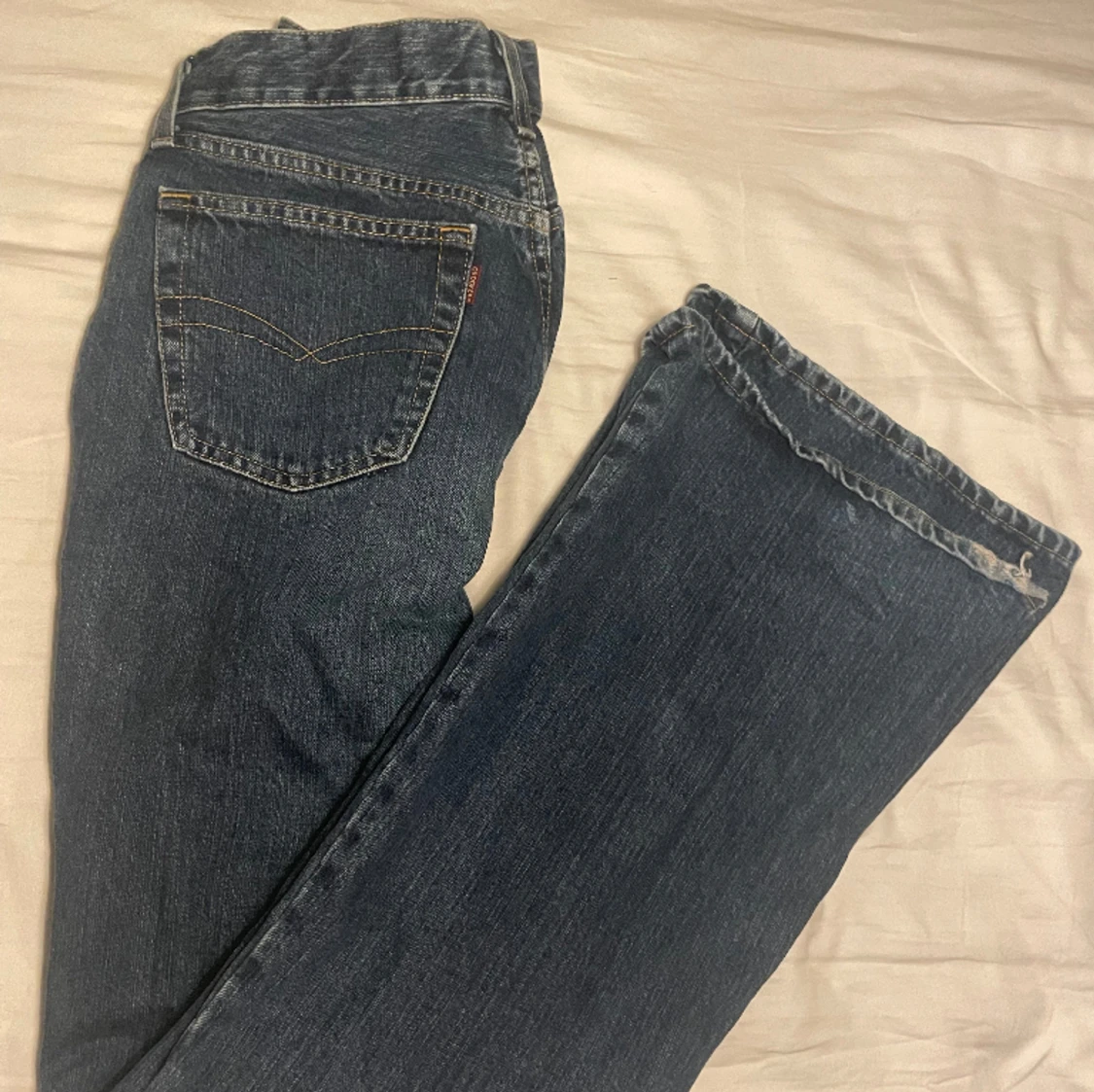 Lowrise bootcut jeans