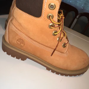 varma vinterstövlar för kvinnor - varma vinterstövlar för kvinnor. Använd ett fåtal gånger i mycket fint skick