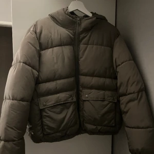 Jacka - Jätte fin dunjacka🤍