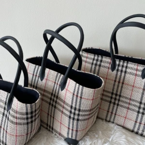 Handmade - Burr berry handbag … With 3 different size …Large ,medium ,small 