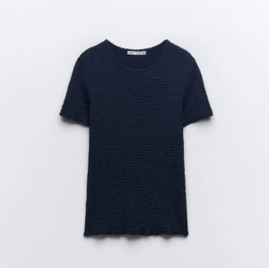 Zara topp - Endast använd 1 gång. Pris kan diskuteras vid snabb affär💘