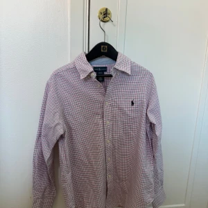 Ralph lauren skjorta  - Ralph lauren skjorta i strl M (10-12)
