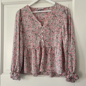 Blus - Aldrig använd