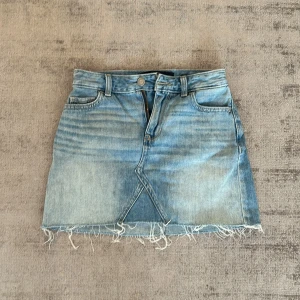 Jeanskjol - Kortkjol från holister💙