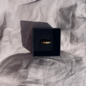 Julia ring rostfri  - 45kr/st, i Ion plated 304 Stainless steel,  finns flera i lager😊 kolla gärna in min instragram där jag främst sköter försäljningen 🤍 fler liknande smycken hittar ni på min sida 🥰