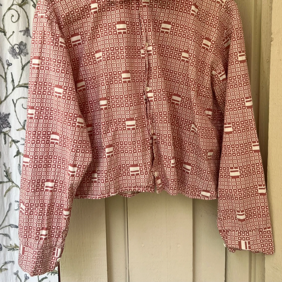 Rosa vintage-skjorta  - 90