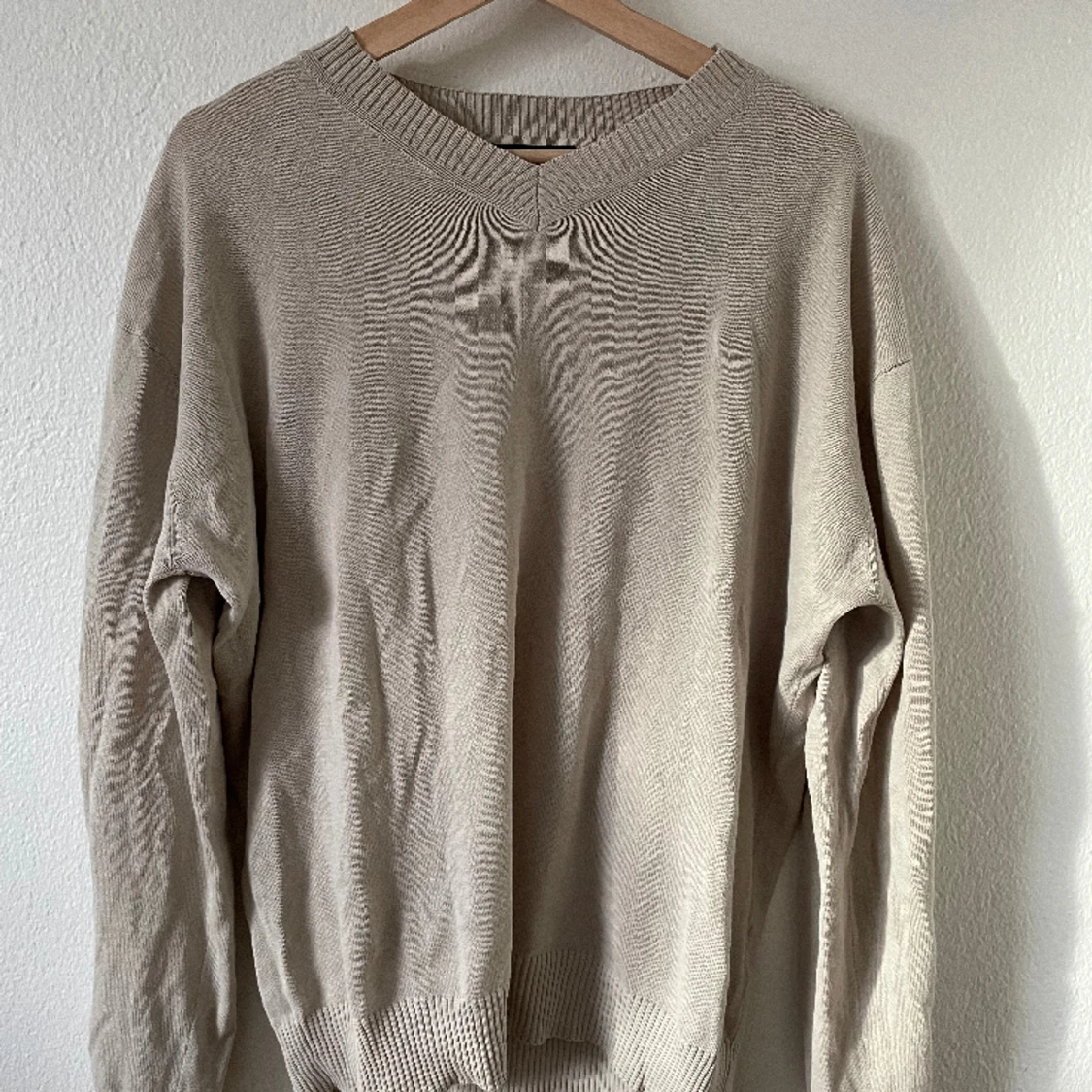 Beige sweater - 90