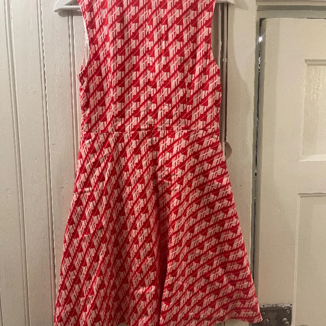 Polkafärgad klänning  - 91