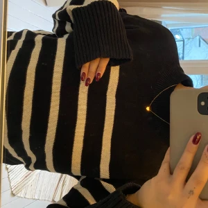 Randig tröja  - Köpt på gina tricot i storlek S! 