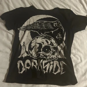 läskig tröja - oversized, svart på baksidan