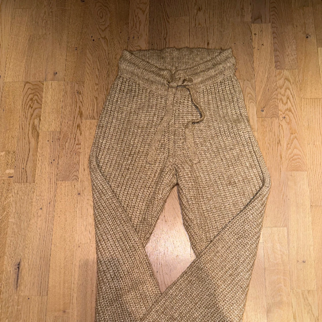 Stickade byxor - 90