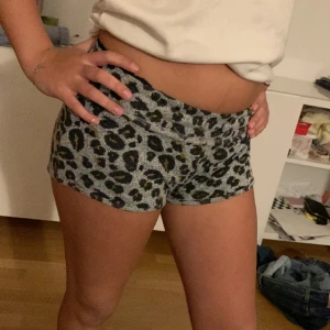Leopard shorts - Bra skick 