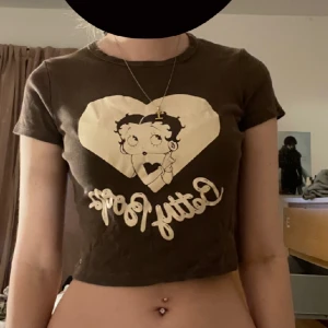 Top från Pull & bear ❤️ - Snygg top från Pull and bear. ❤️