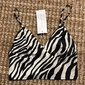 Zebra topp - Zebratopp helt ny 