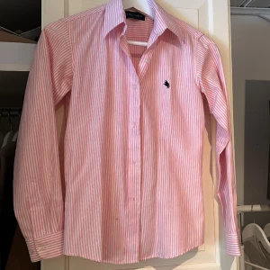 Skjorta - Jättefin skjorta i nyskick.