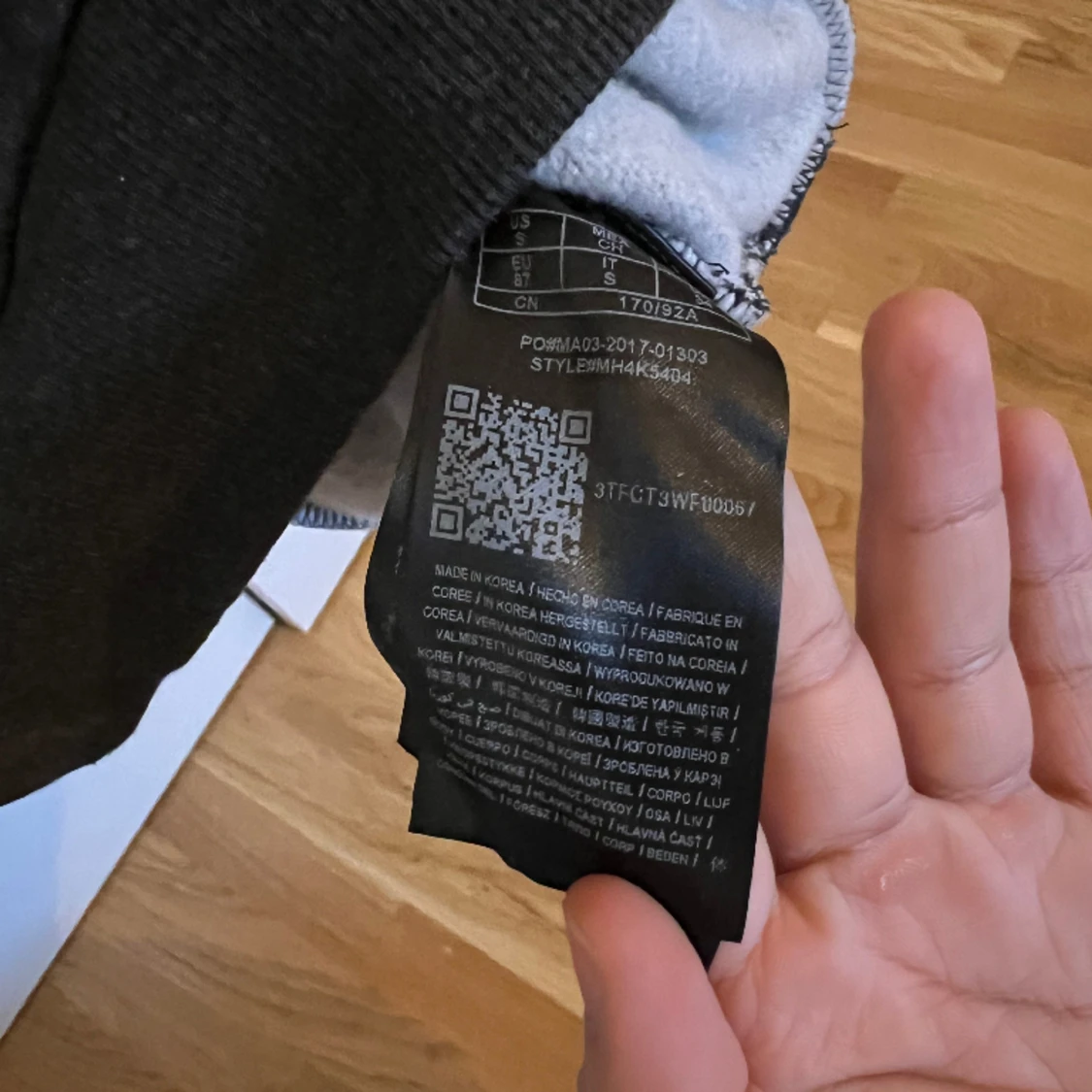 Guess jeans tröja  - 91