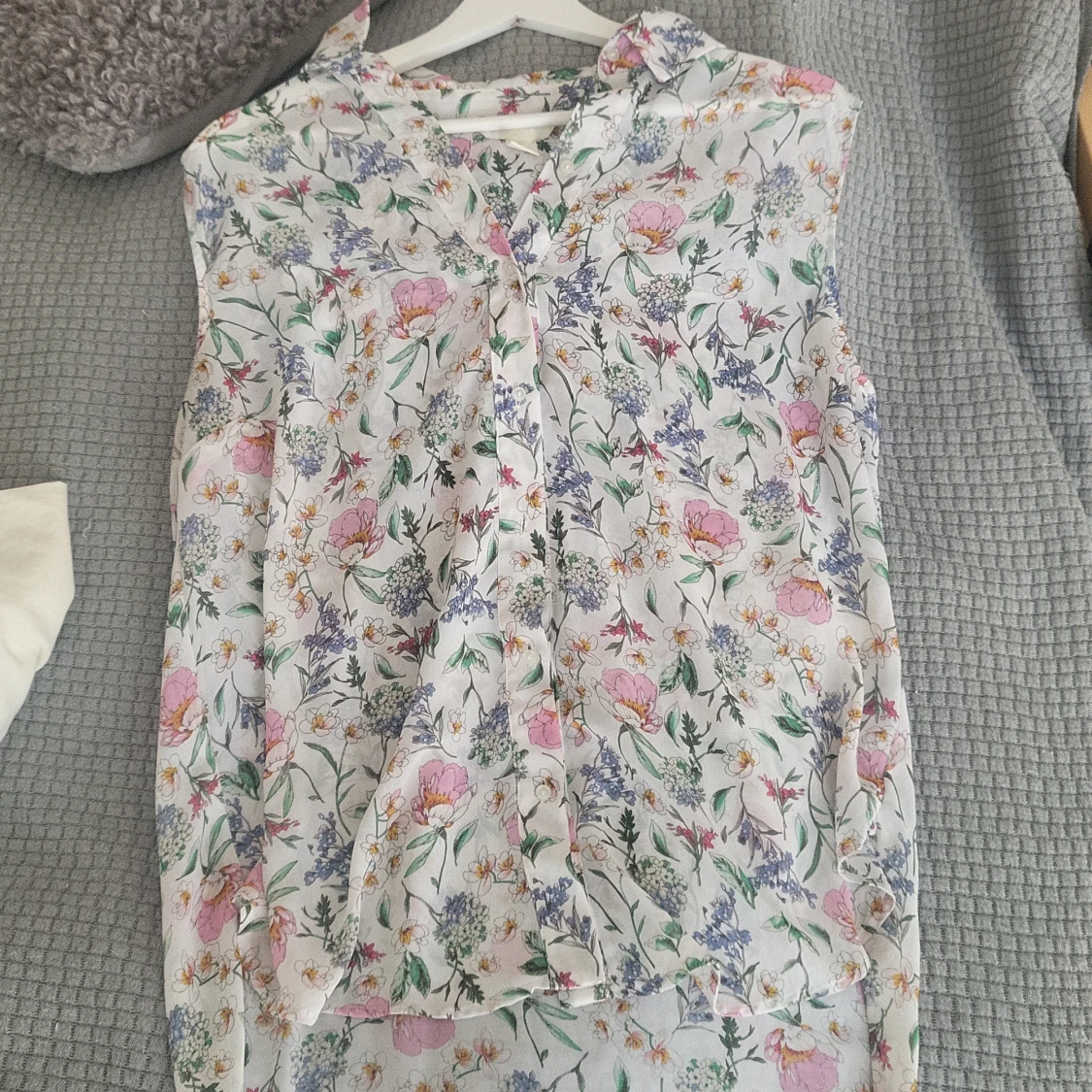 Somrig blus från h&m