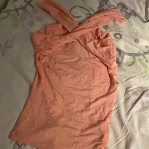 Vanlig rosa tight lång ärmad tröja - XXS aldrig använt köpte utomlands❤️