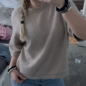 Other Stories tröja - Super fin other stories tröja. Super fint skick💕💕 