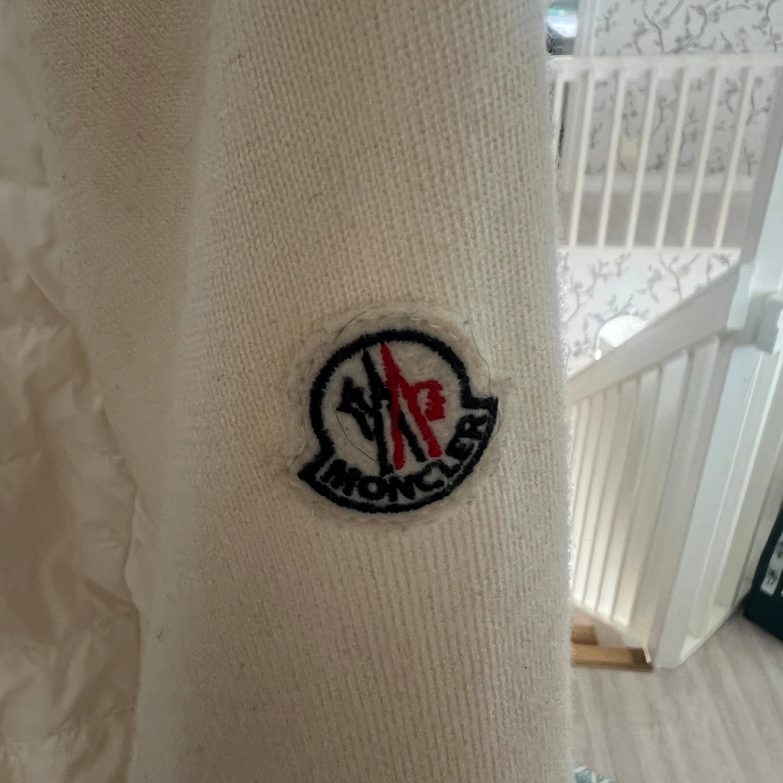Hel och ren moncler cardigan! - 91