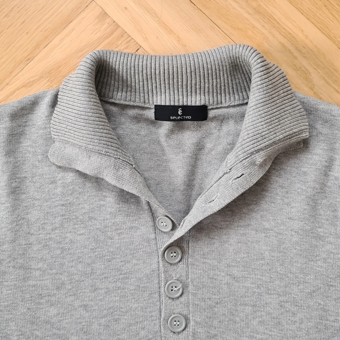 Tröja med krage - 91