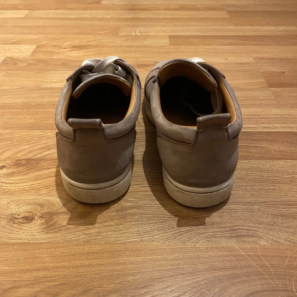 Louboutin skor  - 90