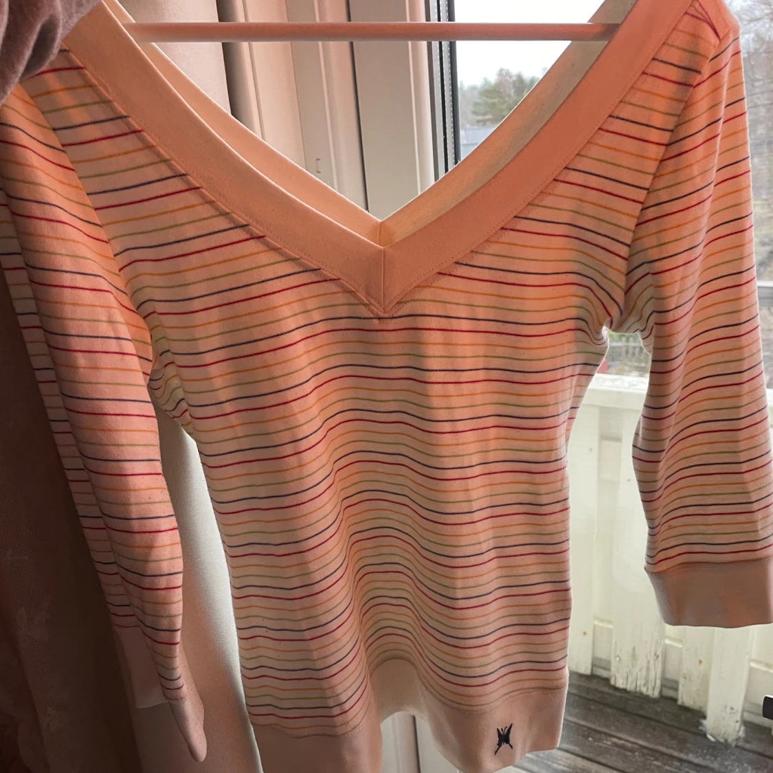 Vit randig tröja - 90